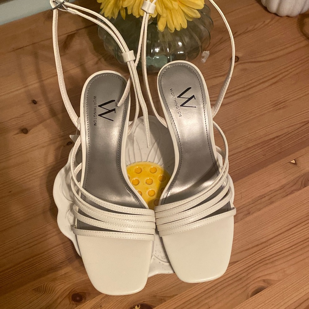 Worthington Estro Sandals